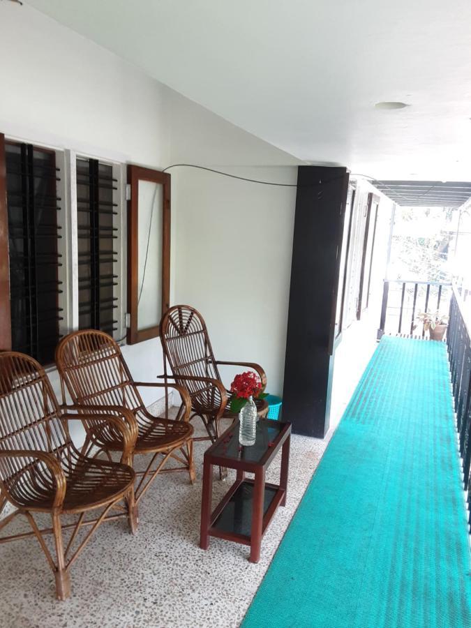 Paradise Inn Guest House Alappuzha Bagian luar foto